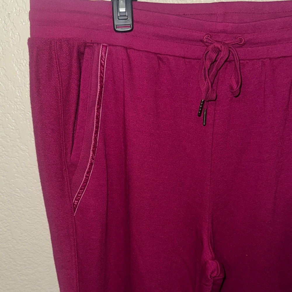 Time and Tru Terry Trim “Raspberry” Track/Jogger Pants - Picture 4 of 9